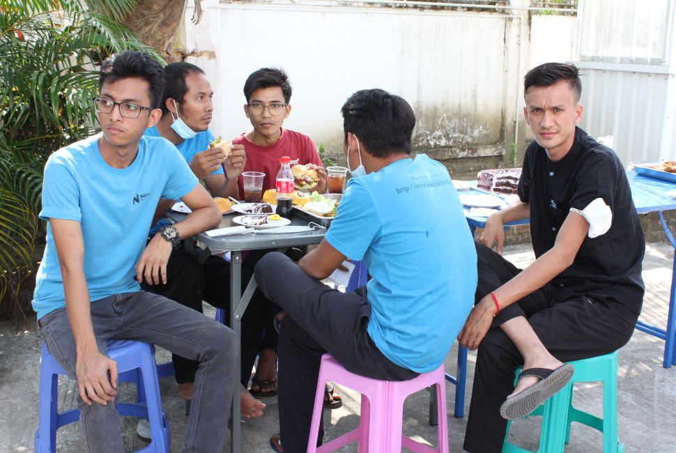 Enjoy More Foods at Nisu Company Limited